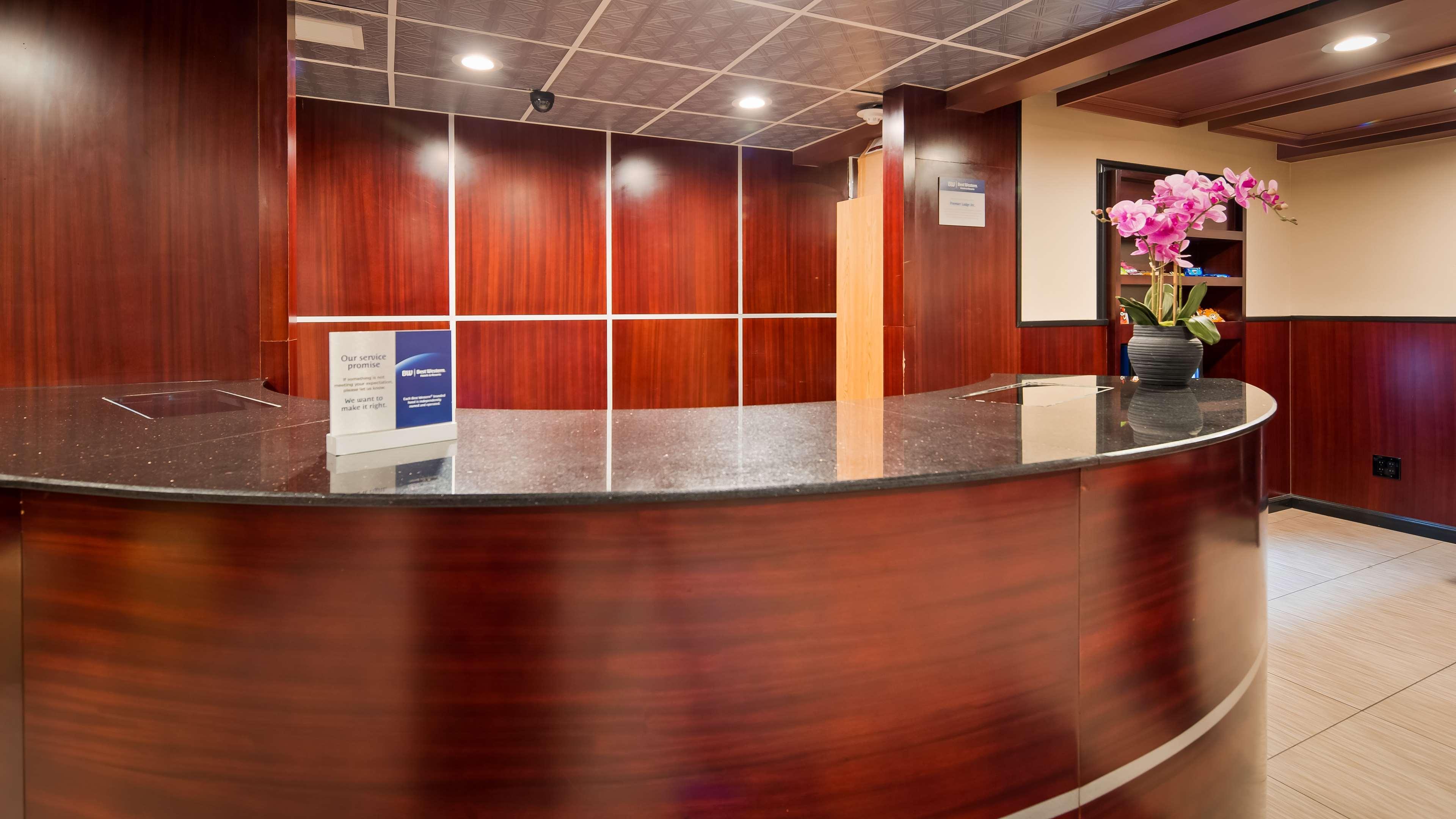 BEST WESTERN PLUS Poconos Tannersville Esterno foto