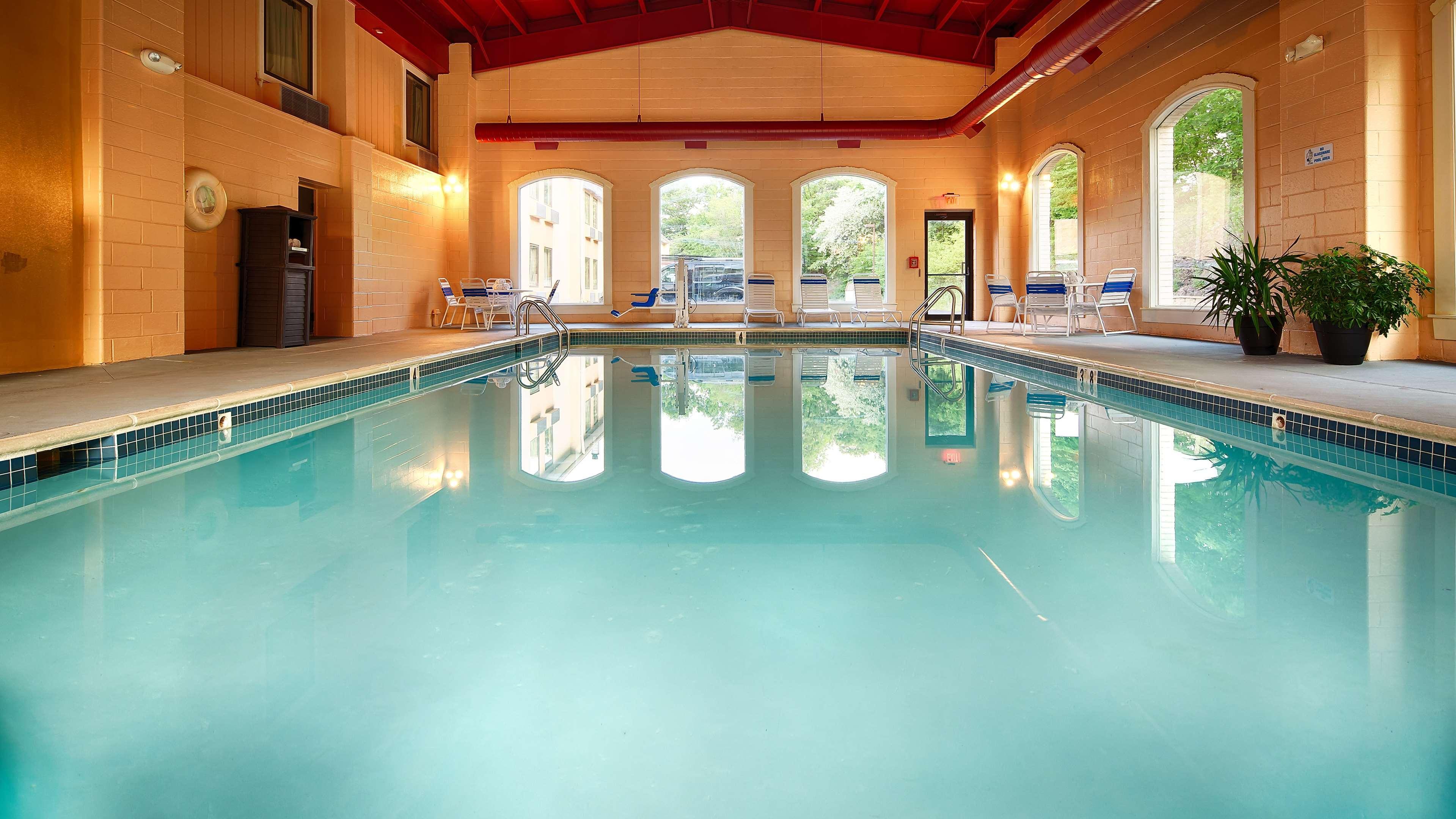 BEST WESTERN PLUS Poconos Tannersville Esterno foto